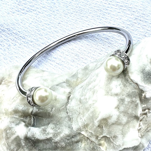Ann Taylor Silver Faux Pearl Rhinestone Cuff Bracelet EUC - Picture 3 of 11